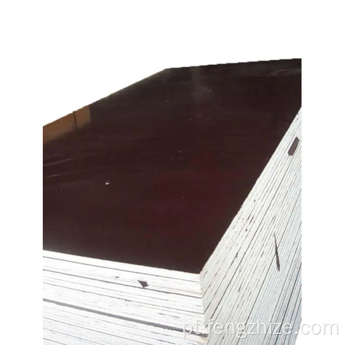 Construção Use filmes pretos ou marrons com madeira compensada